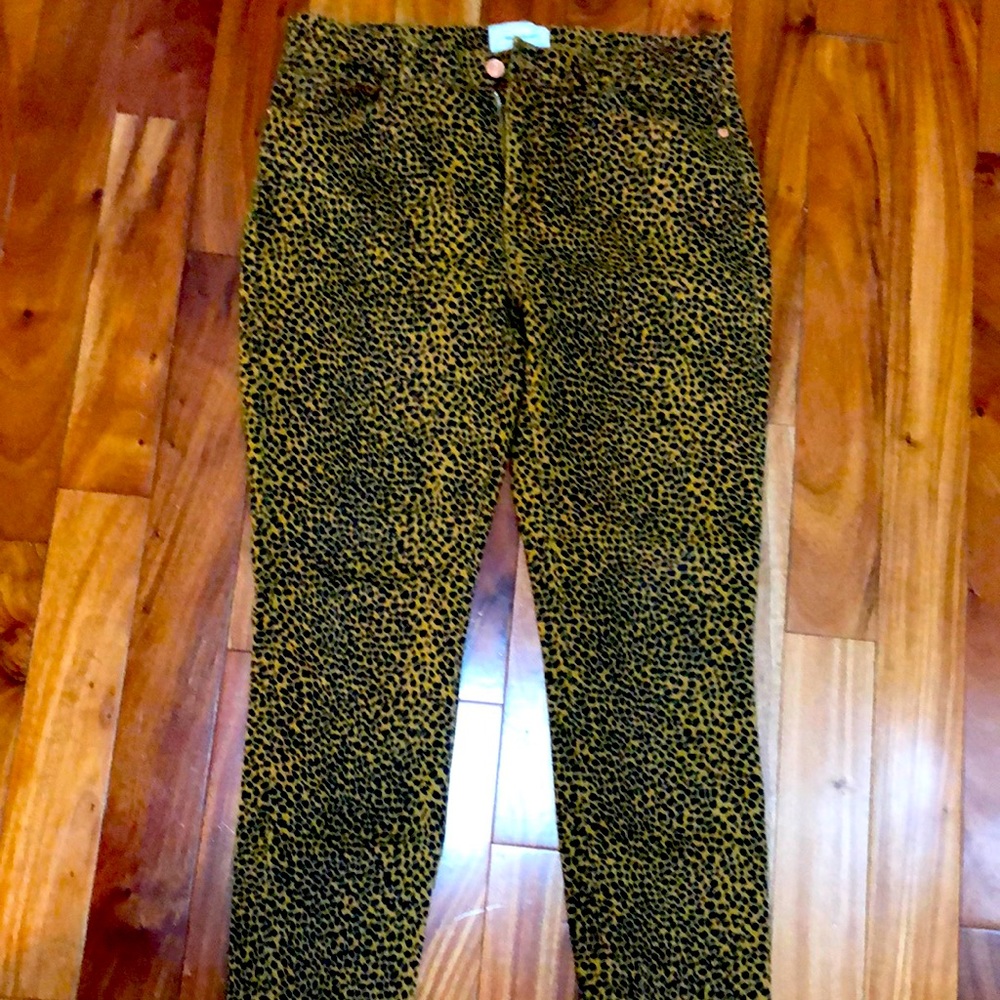 Current/Eliott long  animal print jeans Nwt size 29